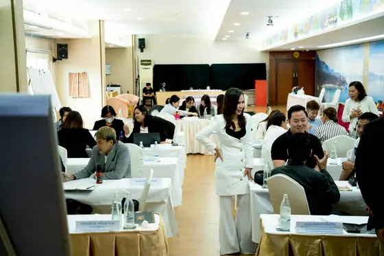 CEO เสน่ห์ไทย อบรมหลักสูตร Fast Track Exporter ให้กับกลุ่มผู้ประกอบการ ภาพที่ 11